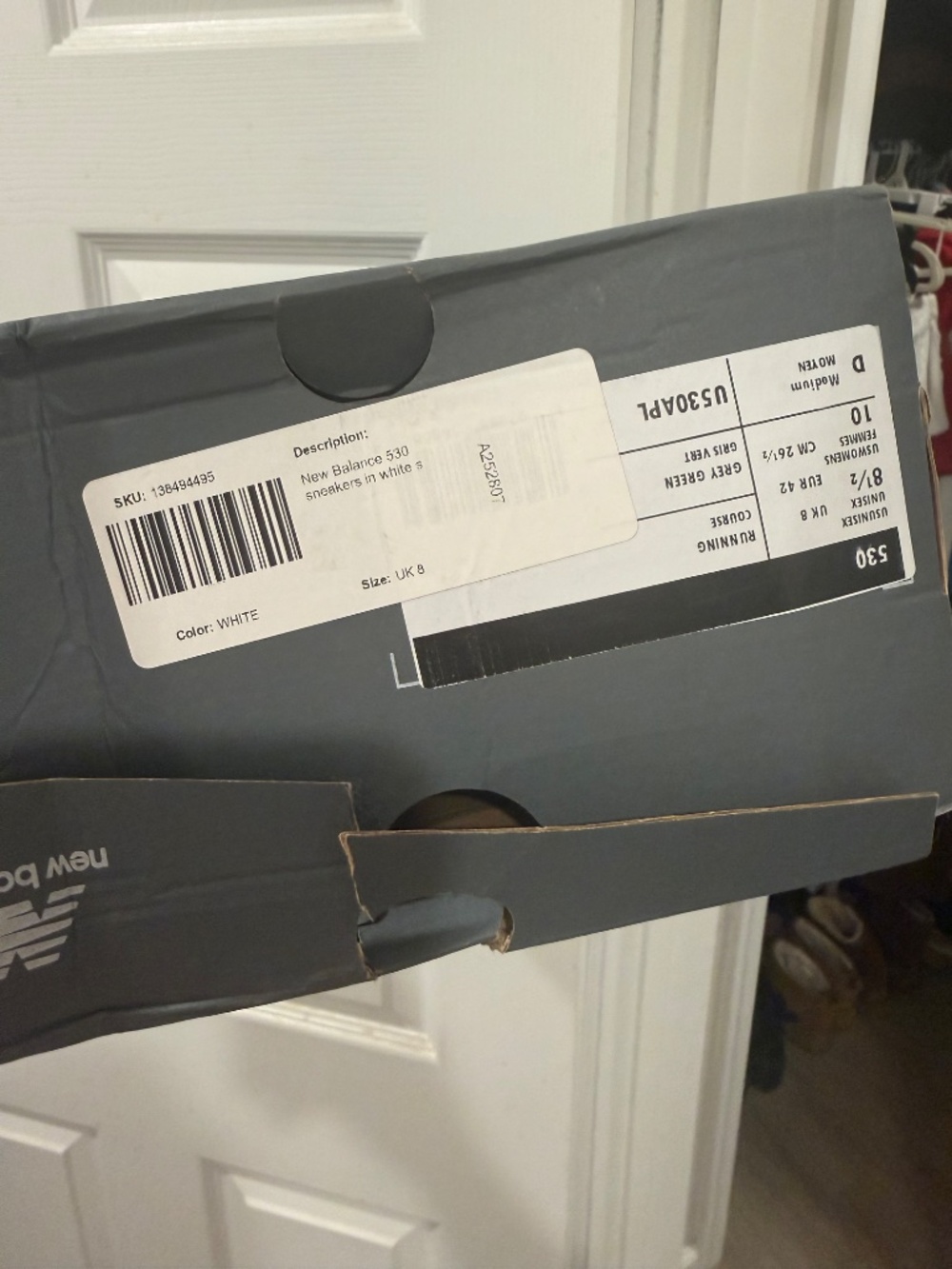 Never Worn!* New Balance 530 Sneakers in White, Silver, and Green Detail-Size 10 - Picture 5 of 5